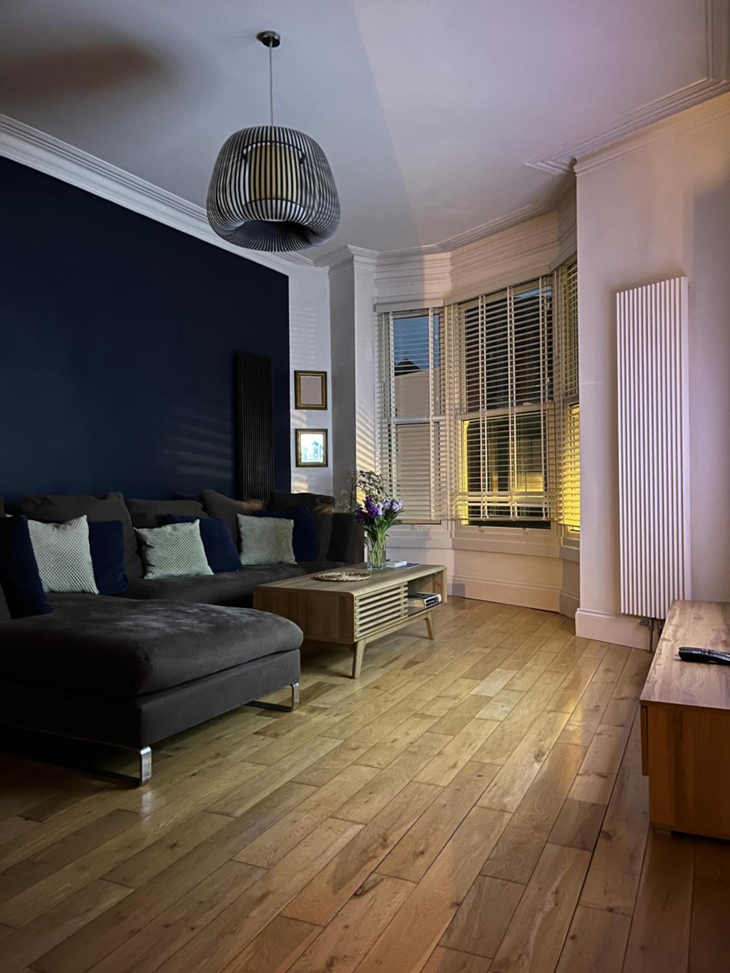 The Clock Tower Apartment - Spacious, Modern, 2 Bed Room Apartment , Southsea With Free Parking - Sleeps 4 Portsmouth Exteriör bild